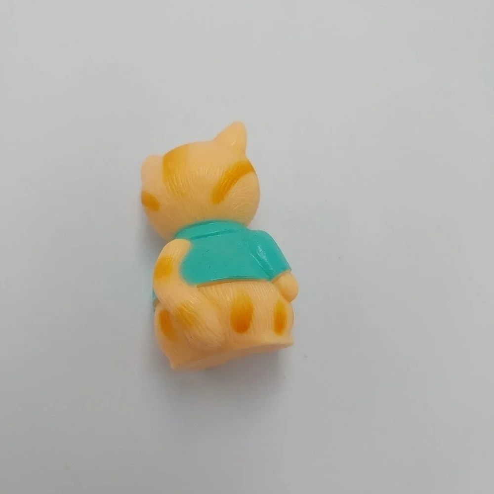 Vintage Takara Playmates Furry Families Cat Family Dad Father Cat‎
